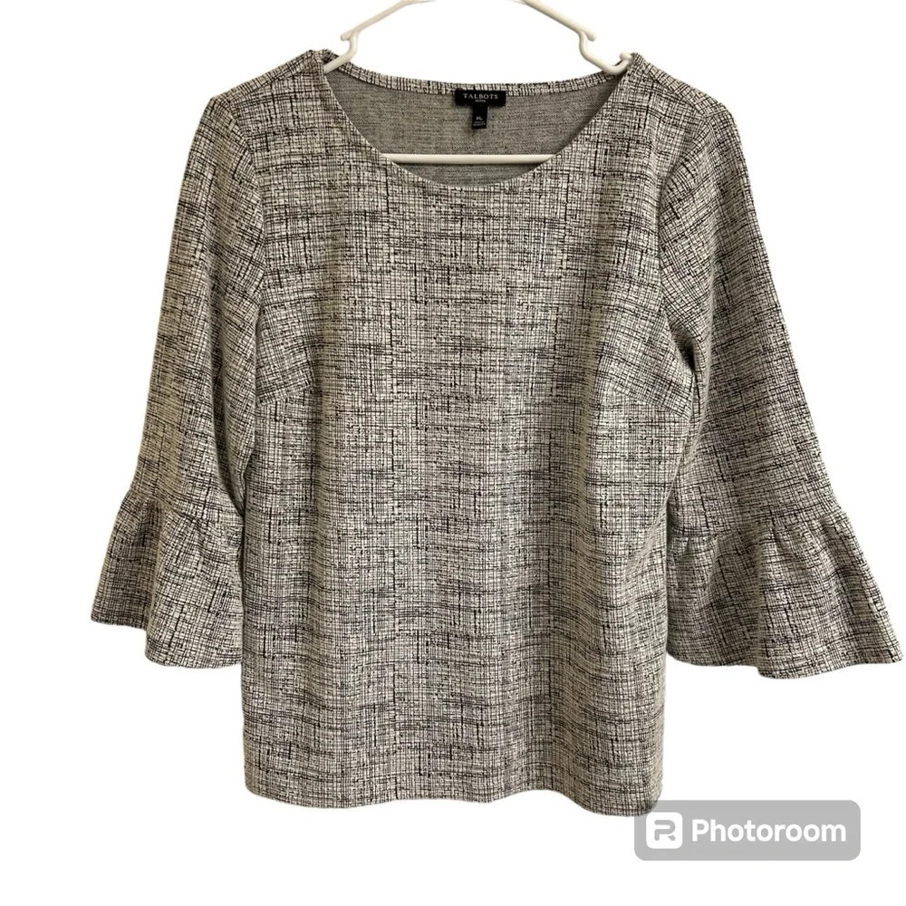 Talbots Womens Med Petite 3/4 Bell Sleeve Black White Geometric Print Blouse Top